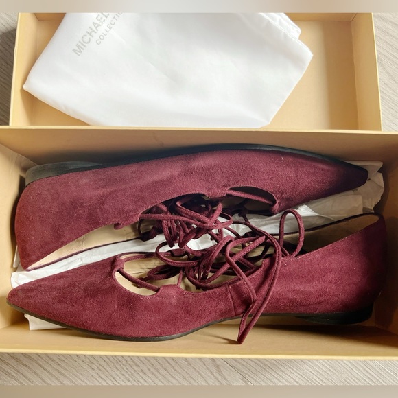 Michael Kors Collection Kallie Runway Lace Up Flat - Picture 10 of 14